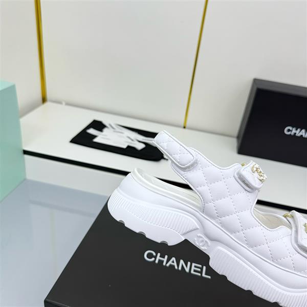 20251128184516453 290